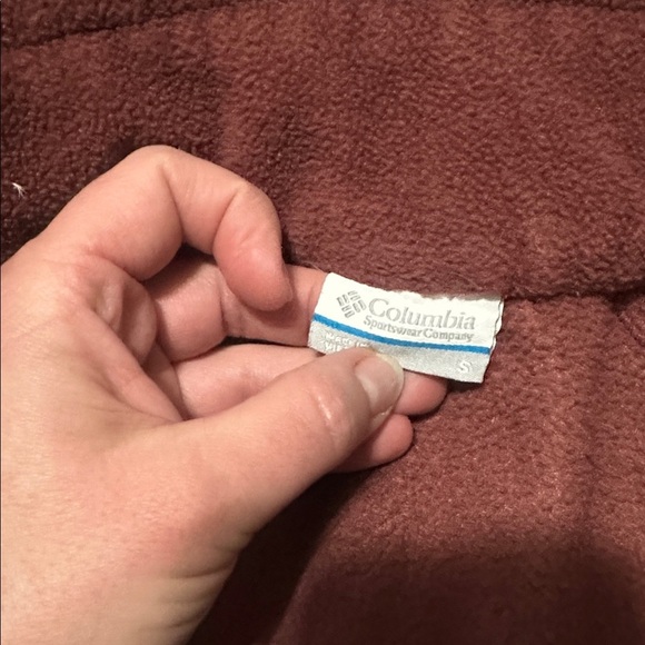 Columbia Women's Maroon polar fleece Jacket size small - Picture 4 of 7